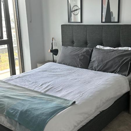 Spacious Modern 1 Bed Apartment. London Exteriör bild